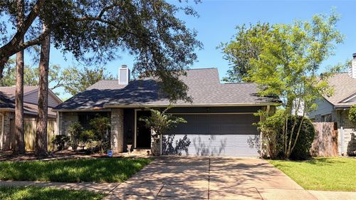 2022 Creek Valley Lane, Sugar Land, TX, 77478 | Card Image