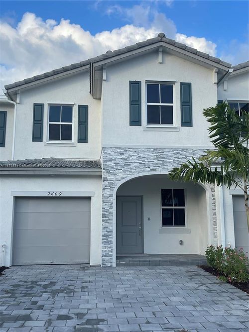 2609-2609 Se 10th St, Homestead, FL, 33035-2588 | Card Image