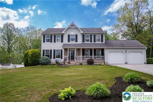 1097 Delps Rd, DANIELSVILLE, PA, 18038-9578 | Card Image