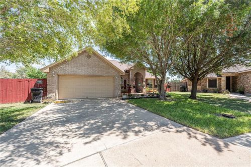 8906 N 36th Ln, McAllen, TX, 78504-5203 | Card Image