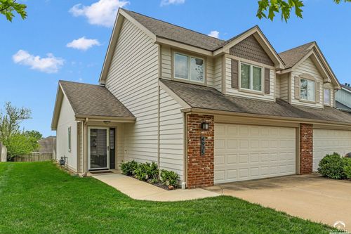 4925 Stoneback Pl, Lawrence, KS, 66047-8938 | Card Image