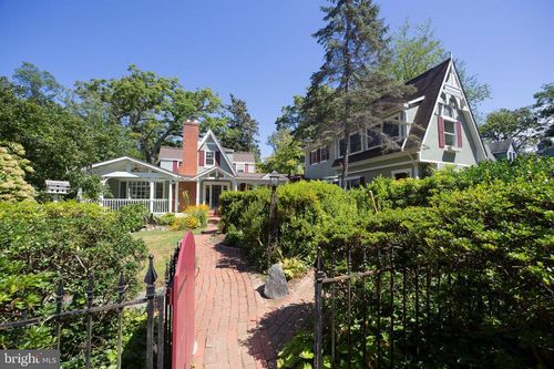 407 Acorn Ln, WASHINGTON GROVE, MD, 20880-2010 | Card Image