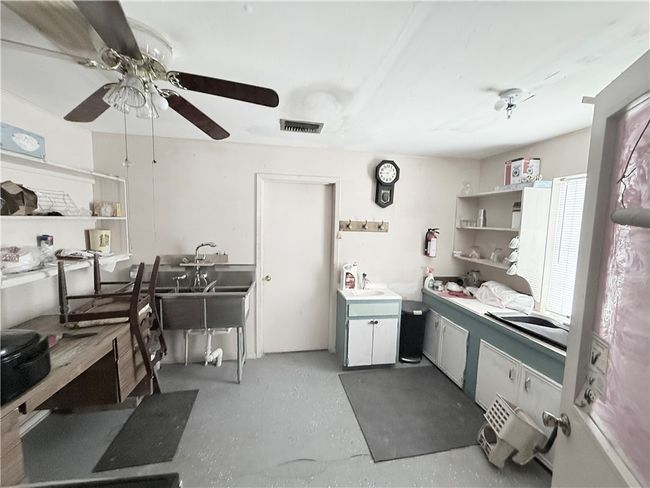 605 N Front St, Home with 0 bedrooms, 0 bathrooms and null parking in Mathis TX | Image 12