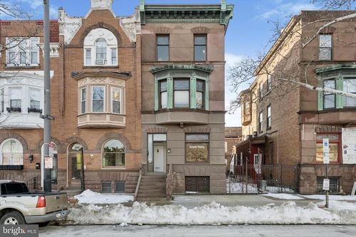 fl-1st-2206 S Broad St, PHILADELPHIA, PA, 19145-3923 | Card Image