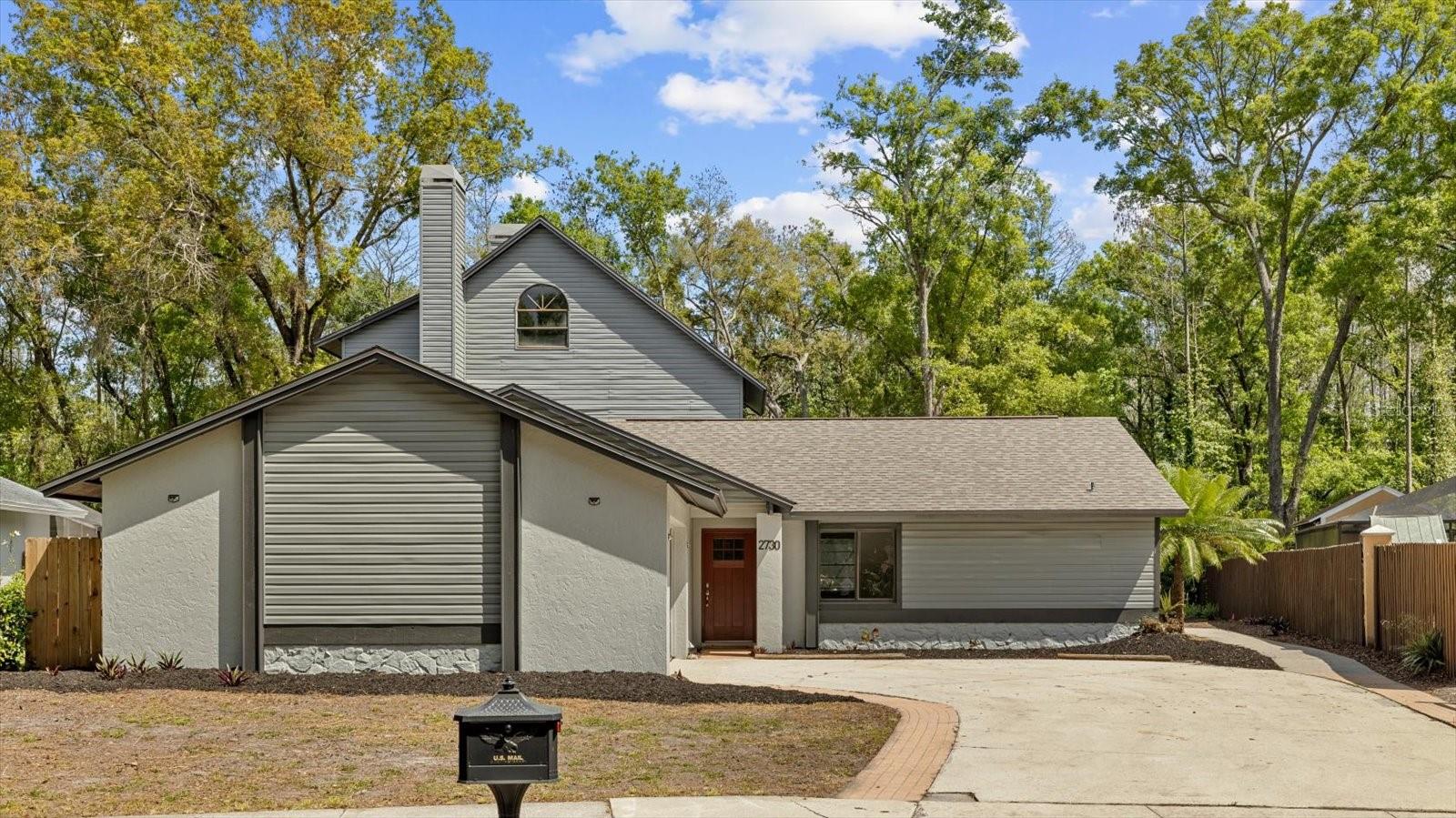 Lakeville Dr, Tampa, FL 33618