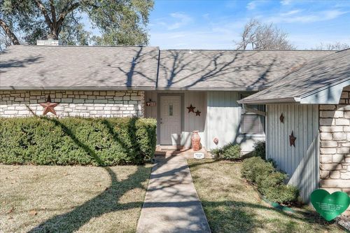 400 Blue Ridge Cir, Horseshoe Bay, TX, 78657 | Card Image