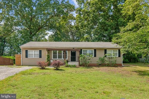 14376 Pine Ln, WOODBRIDGE, VA, 22191-2810 | Card Image