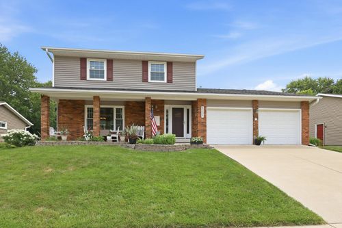 4535 Apple Valley Drive, Bettendorf, IA, 52722 | Card Image