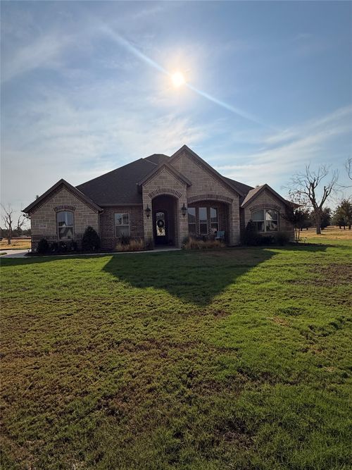1136 Tremont Ln, Granbury, TX, 76049-4336 | Card Image