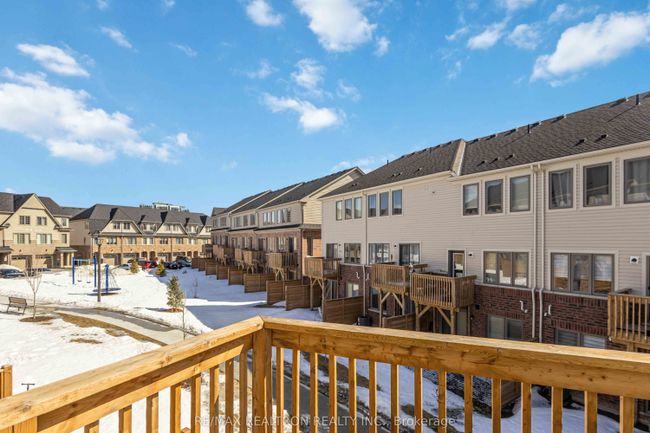 100 - 2674 Magdalen Path, Condo with 4 bedrooms, 3 bathrooms and 1 parking in Oshawa ON | Image 21