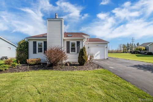 5623 Jeffrey Dr, Lockport, NY, 14094-6672 | Card Image