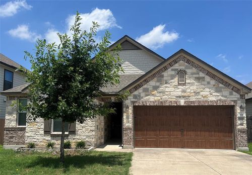 7117 Ondantra Bnd, Austin, TX, 78744-8307 | Card Image
