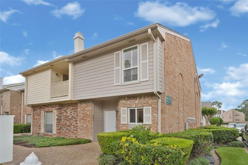 5901 Woodway Place Ct, Houston, TX, 77057-2005 | Card Image