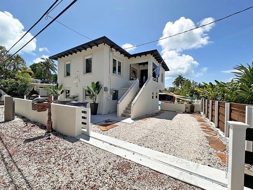 129 Pirates Dr, Key Largo, FL, 33037-2321 | Card Image