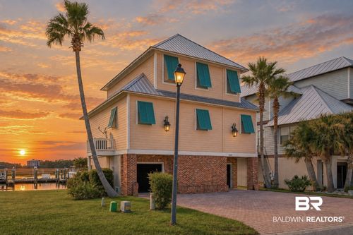3885 Lafitte Blvd, Gulf Shores, AL, 36542-2970 | Card Image
