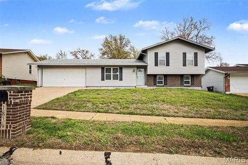 1839 Lakemont Lane, St Louis, MO, 63138 | Card Image