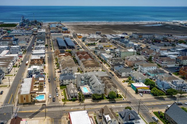 102 - 309 E Poplar Ave, Townhouse with 4 bedrooms, 3 bathrooms and 2 parking in WILDWOOD NJ | Image 46