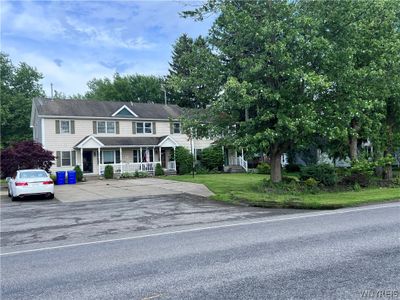 1267 Town Line Road, Home with 7 bedrooms, 3 bathrooms and null parking in Alden NY | Image 3