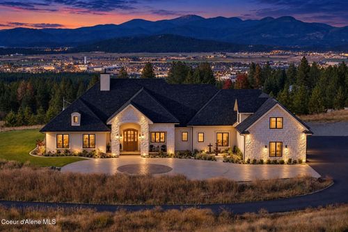 15886 W Carmel Way, Post Falls, ID, 83854-9139 | Card Image