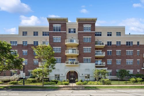 unit-202-965 Rogers St, Downers Grove, IL, 60515-3684 | Card Image