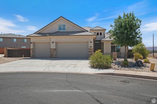 936 N Brighter Way, Washington, UT, 84780-2988 | Card Image