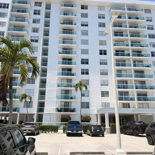 502-2841 Ne 163rd St, North Miami Beach, FL, 33160-4466 | Card Image