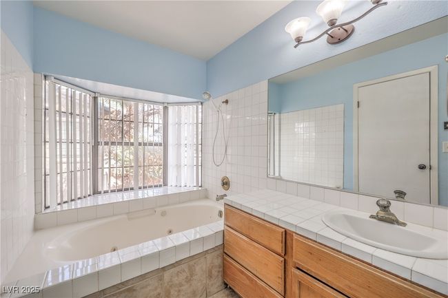 UNIT-202 - 5068 Jeffreys St, Condo with 2 bedrooms, 2 bathrooms and null parking in Las Vegas NV | Image 22