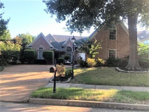 1676 Von Hall Dr, Collierville, TN, 38017-9797 | Card Image