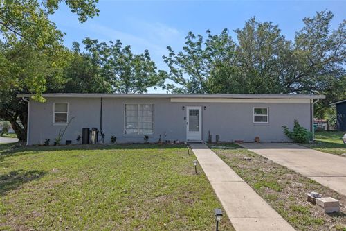 985 N Village Dr, DELTONA, FL, 32725-7683 | Card Image