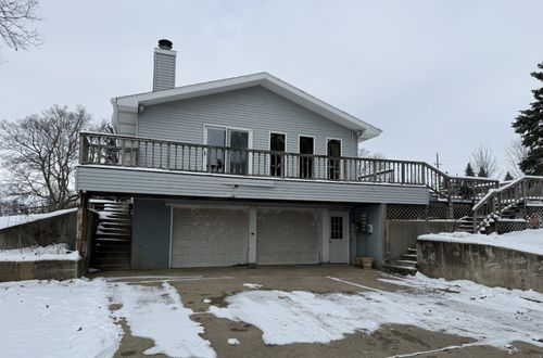 906 Stony Point Rd, Dixon, IL, 61021-9054 | Card Image