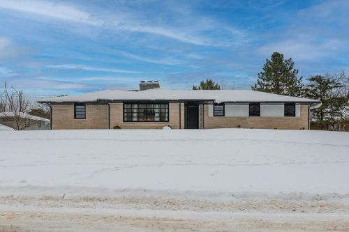 906 Wilshire Blvd, Kalamazoo, MI, 49008-2345 | Card Image