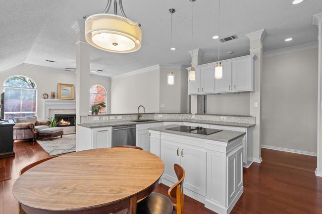 6432 Stone Creek Ter, House other with 3 bedrooms, 2 bathrooms and null parking in Fort Worth TX | Image 12