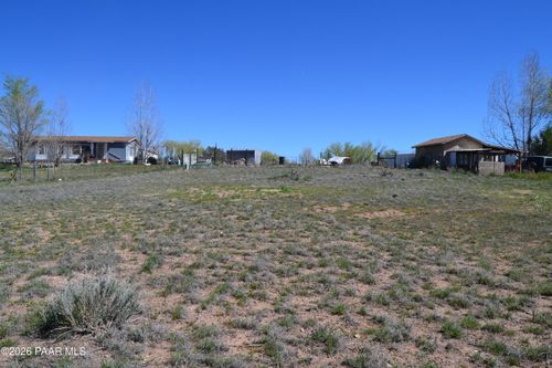 25285 N Lakeside Dr, Paulden, AZ, 86334-2922 | Card Image