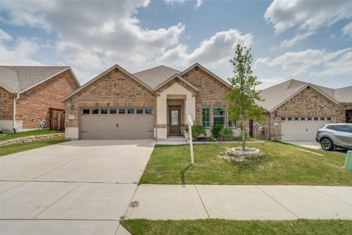 5573 Cypress Willow Bnd, Fort Worth, TX, 76126-2635 | Card Image