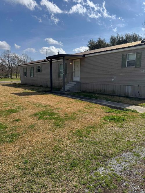 107 Tristen Ln, Krotz Springs, LA, 70750-1101 | Card Image