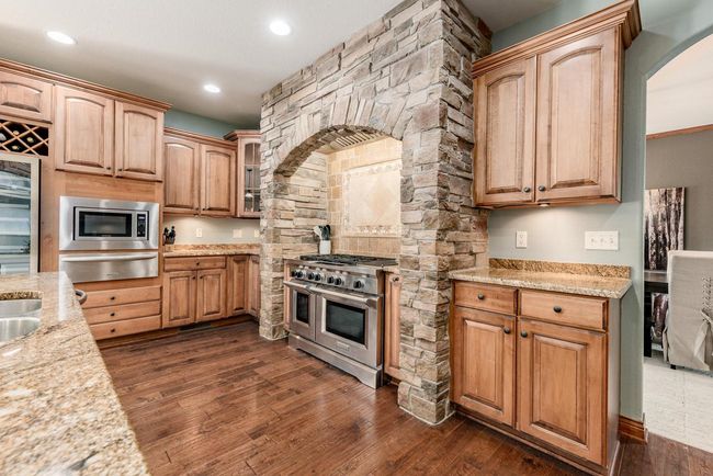 585 Overlook Pass, House other with 5 bedrooms, 4 bathrooms and null parking in Fredonia WI | Image 19