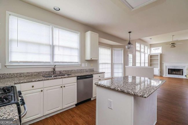 7045 Threadstone Overlook, House other with 4 bedrooms, 3 bathrooms and 2 parking in Johns Creek GA | Image 22