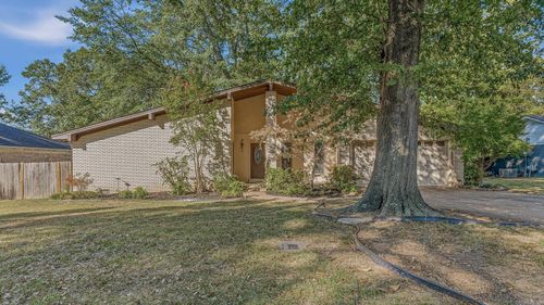 2221 Indian Trails St., Jonesboro, AR, 72401 | Card Image