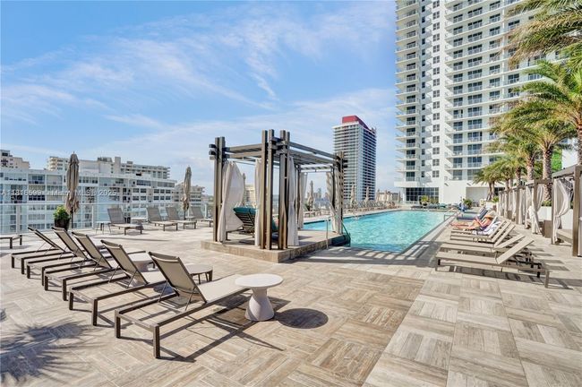 R1605 - 4010 S Ocean Dr, Home with 2 bedrooms, 2 bathrooms and null parking in Hollywood FL | Image 23