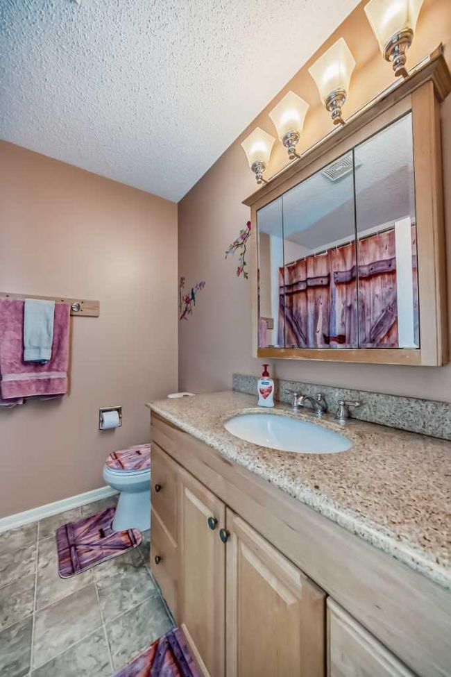72 Parkwood Crescent, Home with 4 bedrooms, 2 bathrooms and 2 parking in Strathmore AB | Image 41