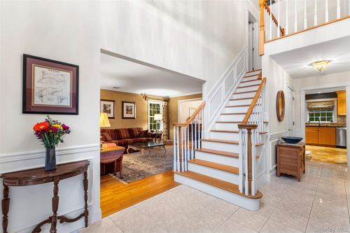17 Ruby Ln, Carmel, NY, 10512-2232 | Card Image