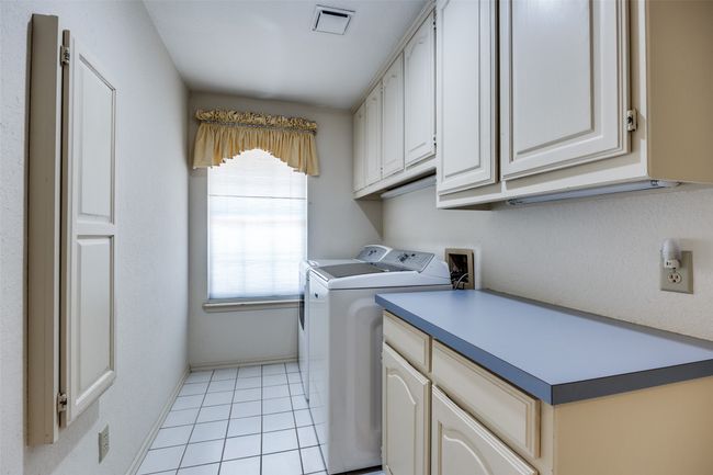 2613 Lambda Ln, House other with 4 bedrooms, 3 bathrooms and null parking in Flower Mound TX | Image 20