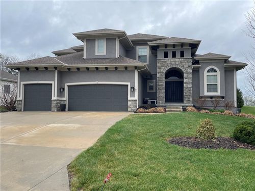 166 Sw Roosevelt Rdg, Lee's Summit, MO, 64081-4059 | Card Image