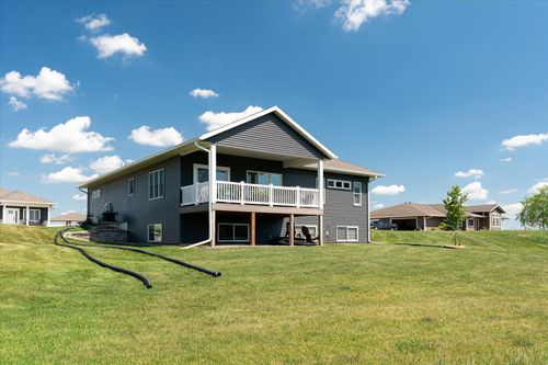 unit-22-W4944 Battlestone Station Rd, La Crosse, WI, 54601-2619 | Card Image