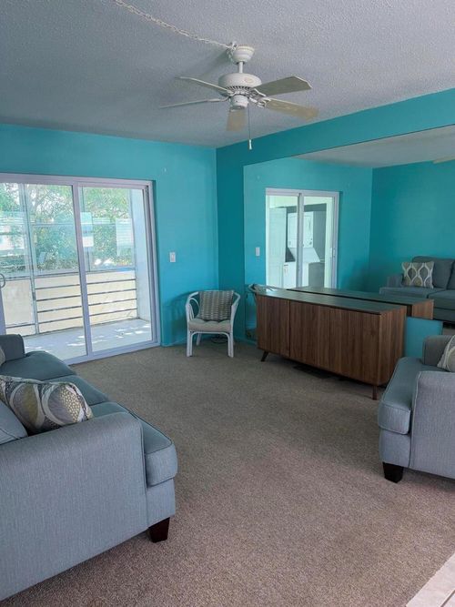 203-2101 Ne 1st Ct, Boynton Beach, FL, 33435-2910 | Card Image