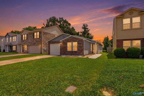 277 Bermuda Lakes Dr, Meridianville, AL, 35759-2604 | Card Image