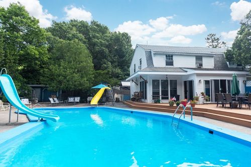 30 Phillips Ave, Stoughton, MA, 02072-2558 | Card Image