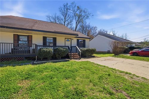 d-102 Diamond Ave, Chesapeake, VA, 23323-3005 | Card Image