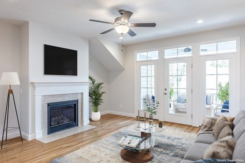 17 Trumpet Vine Ln, Plymouth, MA, 02360-5535 | Card Image