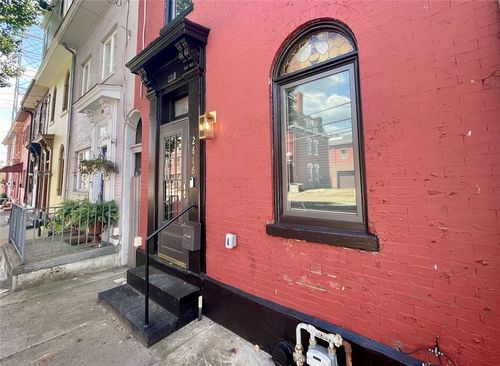 2816 Sarah St, Pittsburgh, PA, 15203-2326 | Card Image